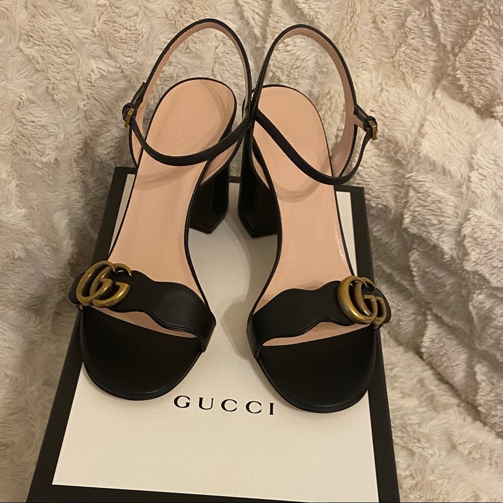 Gucci Marmont 75mm black sandals